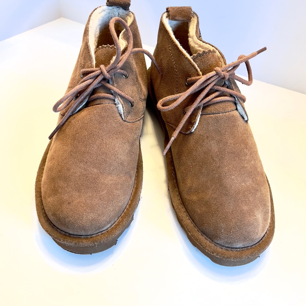 Bearpaw Womens Sz. 8 Fall/ Winter Tan Suede Wool Blend Lined Shoes